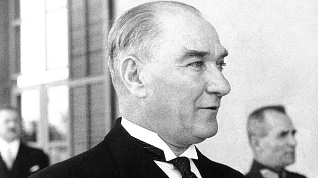 Otec modernho Turecka Mustafa Kemal Atatrk na archivn fotografii (nedatovno)