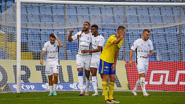 Fotbalist� Mlad� Boleslavi p�est��leli Zl�n vysoko 9:5.