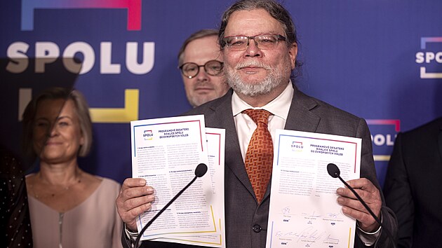 Superlídrem kandidátky SPOLU do Evropského parlamentu bude europoslanec Alexandr Vondra, koalice jde do dalších voleb. (27. října 2023)