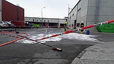 Hasi�i zasahují u úniku kyseliny dusi�né v pr�myslovém areálu v...