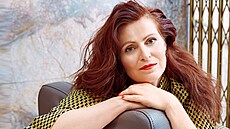 V seriálu Osada v komediální roli Raduny v první ad hrála v teplákách po...