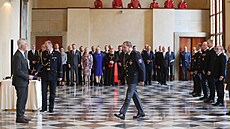 Prezident Pavel v sobotu do generálských hodností povýil kolem dvou desítek...