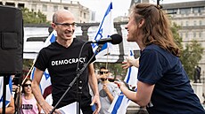 Izraelský historik Juval Noach Harari na demonstraci na podporu Izraele v...