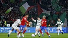 Fanouci Celtiku bhem utkání fotbalové Ligy mistr opt podpoili Palestinu.