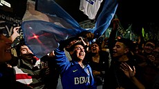Fanou�ci argentinského prezidentského kandidáta Sergia Massa slaví v ulicích...
