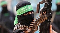 Na muce. lenové elitní jednotky teroristického Hamásu. Izrael chystá komando,...