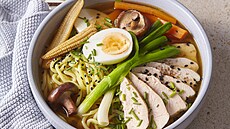 Ramen pol�vka s kr�t�m masem