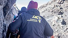 eská výprava stanovila nový svtový rekord ve výstupu na Kilimandáro. (6....