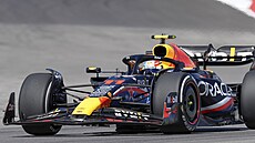 Max Verstappen z Red Bullu na trati kvalifikace sprintu v rámci Velké ceny USA...