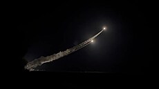 Útok na letit v okupovaném Beransku a Luhansku raketami ATACMS (17. íjna...