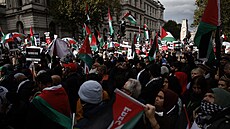 Demonstrovat na podporu Palestinc v Londýn. (21. íjna 2023)