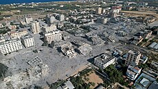Následky izraelského útoku ve mst Zahra v jiní Gaze (21. íjna 2023)
