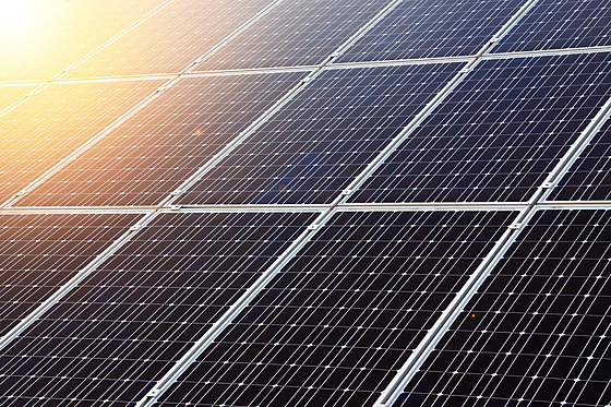 Solárních panel na krajských budovách pibývá