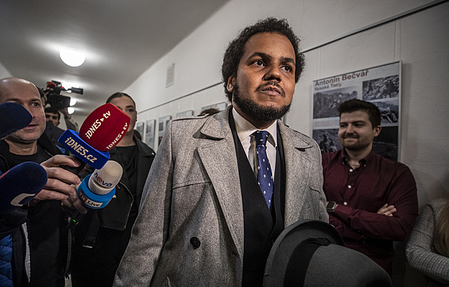 Soud shledal Feriho vinným. Státní zástupkyně žádala kolem tří let