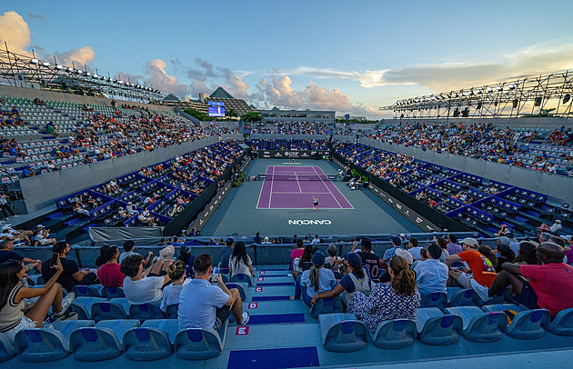 POHLED: Peníze nevyžehlí vše, mistryně chtějí i komfort. WTA si kritiku zaslouží