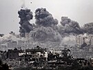 Izraelský hnv. Bombardování Gazy na zábrech z píhraniního msta Sderot (29....