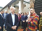 N�v�t�va prezidenta Petra Pavla v are�lu firmy WOOX v Jesen�ku. Ve flanelov�...