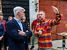 N�v�t�va prezidenta Petra Pavla v are�lu firmy WOOX v Jesen�ku. Ve flanelov�...