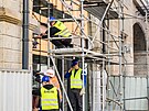 Zasklívání oblouku Negrelliho viaduktu (30. �íjna 2023)