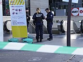 Francouzská policie post�elila �enu, která v p�ím�stském vlaku v Pa�í�i...