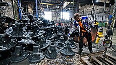 V brn�nské slévárn� Heunisch vyráb�jí náro�né odlitky z �edé litiny. P�i výrob�...