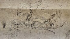 Dlouho ukrytý prostor o rozm�rech 10 krát 3 metry byl objeven v roce 1975 a...