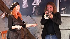 Zpěvačka a herečka Bára Štěpánová a její manžel, muzikant Miroslav Barabáš...