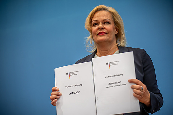 Ministryn� vnitra Nancy Faeserová oznámila, �e N�mecko zaká�e jakékoli aktivity...