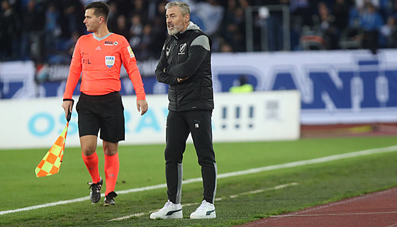 Ostravský trenér Pavel Hapal v pohárovém utkání proti Zlínu.