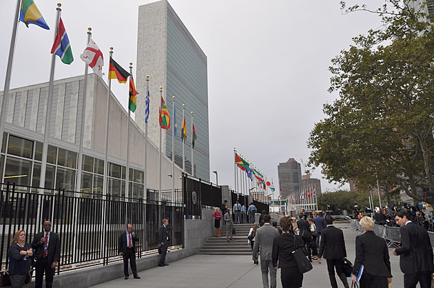 KOMENTÁŘ: OSN je tak trochu debatní kroužek, ale odejít se nikomu nevyplatí
