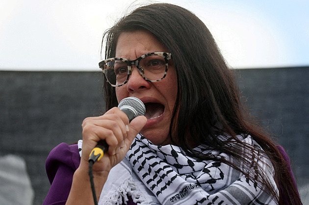 Americká kongresmanka dostala důtku, hlásala nenávistný slogan o Izraeli