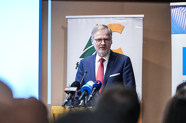 Zmatky v české zahraniční politice. Tragikomickou tečkou je český premiér s nutellou