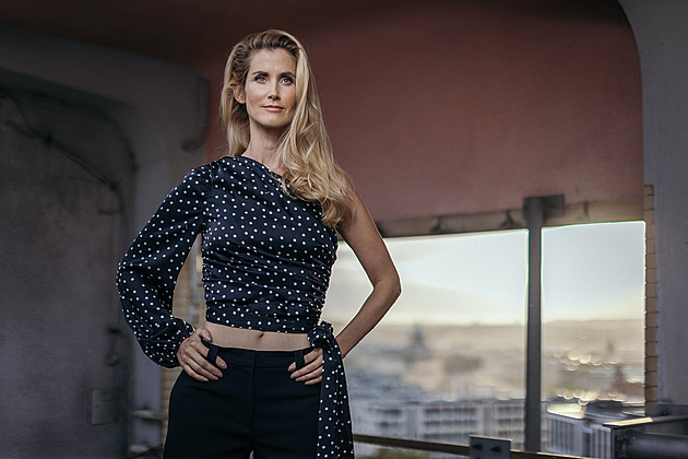 Znovu se učím žít sama se sebou, říká herečka Jana Bernášková