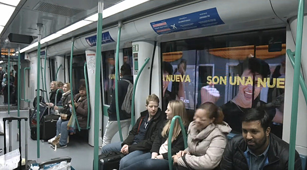 Animace v tunelech pražského metra možná půjdou i po vaší peněžence