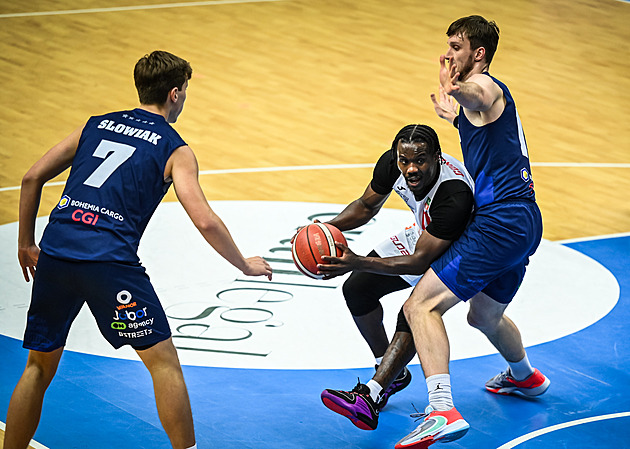 El Nordico bude bez tvrďáka Macháče. Opouští Válečníky, míří do Slavie