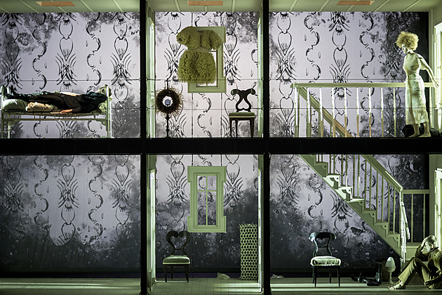 VIDEO: Valérie a týden divů. Laterna zpracovala Nezvalův poetický horor