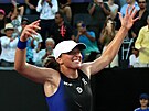 Polská tenistka Iga wiateková se raduje z vítzství na Turnaji mistry.