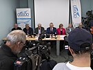 Pedseda MKOS Josef Stedula na tiskové konferenci odborových svaz psobících...