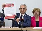 Pedseda MKOS Josef Stedula na tiskové konferenci odborových svaz psobících...