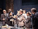 Scéna z pedstavení Don Buoso/Gianni Schicchi v praském Národním divadle