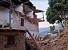 V nepálských okresech Dadarkot a Rukum se pi zemtesení zítil neupesnný...