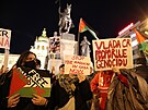 Na Václavském námstí se seli podporovatelé Palestiny. (1. listopadu 2023)