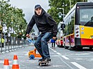 Ond�ej �Bery� Bernkraut,  instruktor a spr�vce skateparku v hradeck�ch...