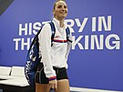 Markéta Vondrouová pichází na trénink ped finálovým turnajem Poháru Billie...