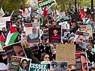 Lidé v Paíi vyjádili podporu Palestin. Na demonstraci poadovali pímí