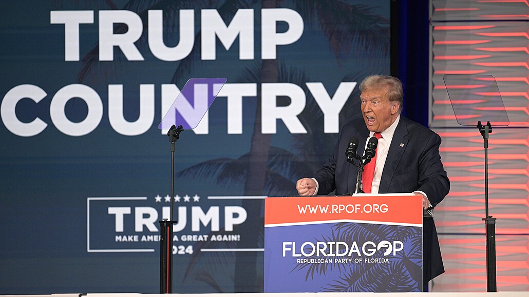 Bývalý americký prezident Donald Trump na Florida Freedom Summit ve městě...