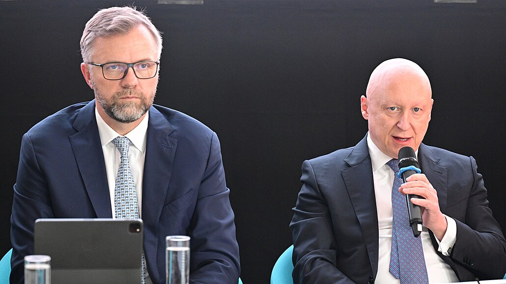 Zakládající �leny Aliance pro bezemisní budoucnost reprezentovali i generální...