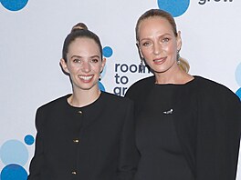 Maya Hawke a Uma Thurmanová (New York, 25. �íjna 2023)