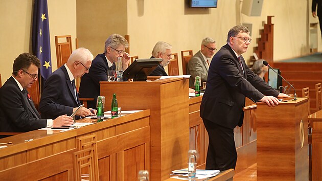 Senát Parlamentu eské republiky projedná na své osmnácté schzi schválení...