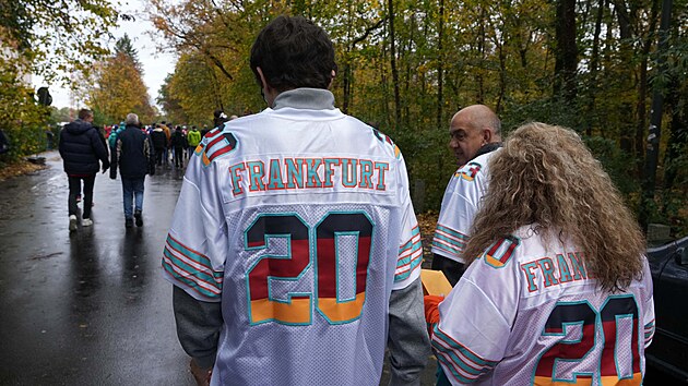Fanouci Miami Dolphins si pro utkn NFL ve Frankfurtu pipravili speciln...